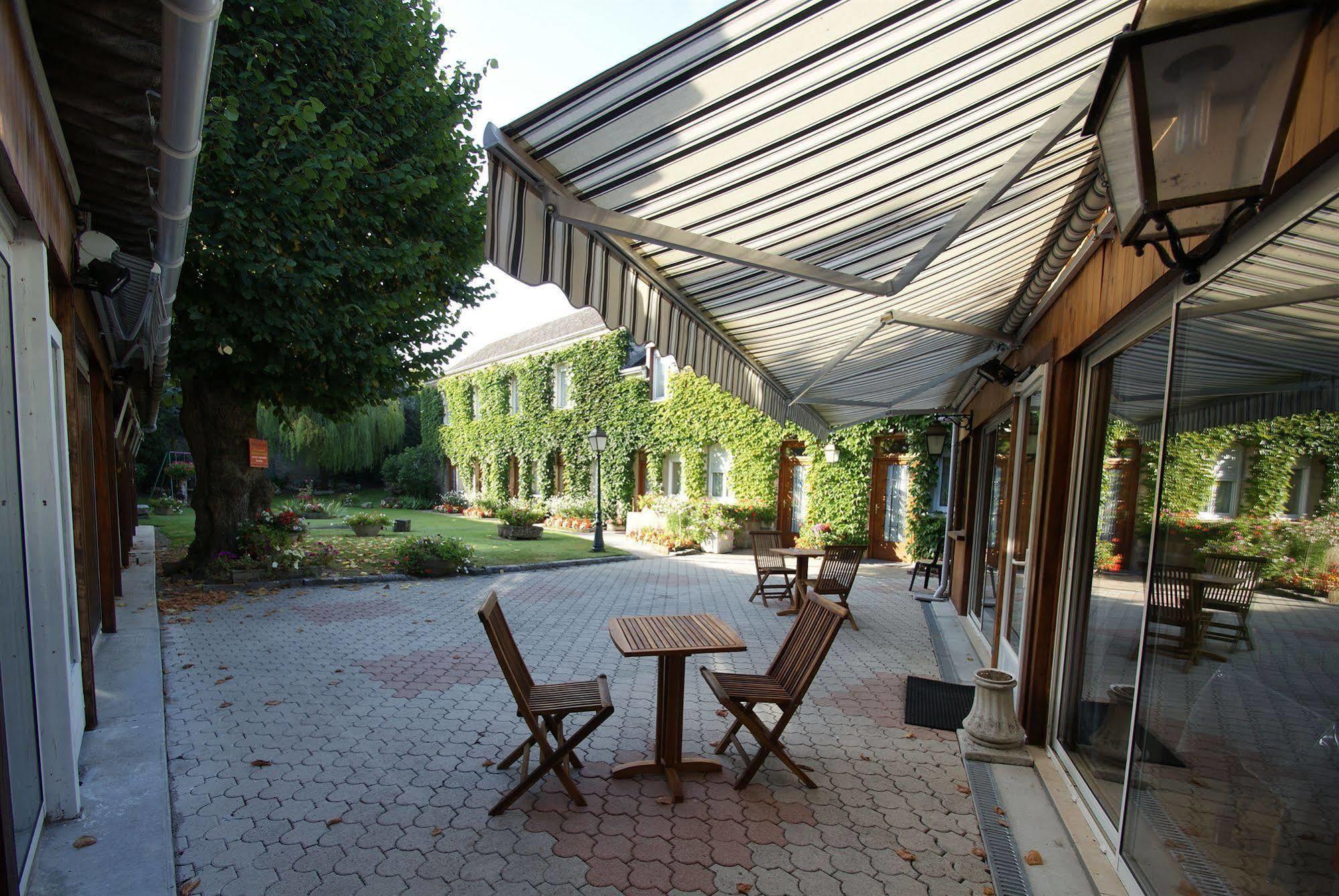 Le Beaugency Hotel Eksteriør billede
